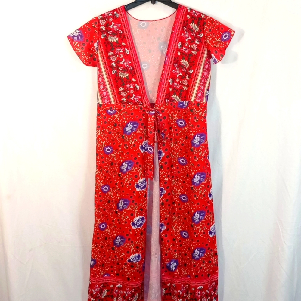 Women's Size Medium/Large Red Floral Maxi Cover Up Wrap Summer